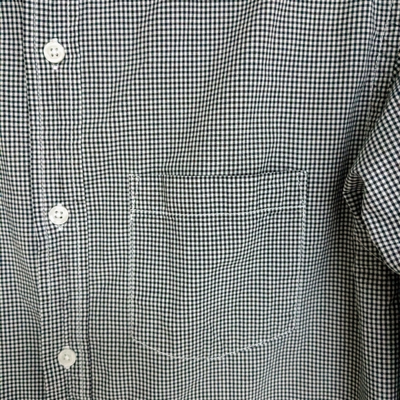 The Classic Gingham Button Down Shirt - size medium - Picture 3 of 5
